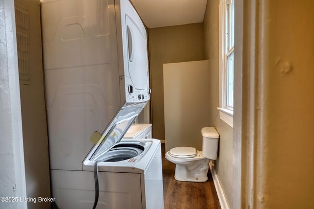 625 Louis Coleman Jr Dr, Louisville, KY 40211