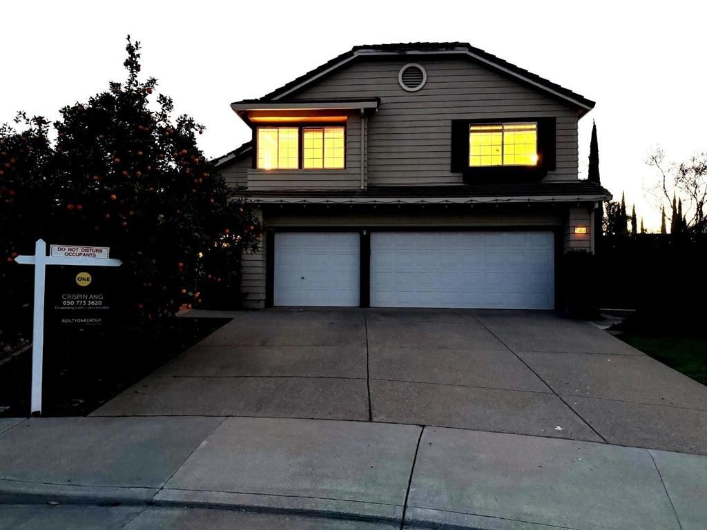 Image 1 of property listing at 1380 Parkside Drive, Tracy, CA 95376