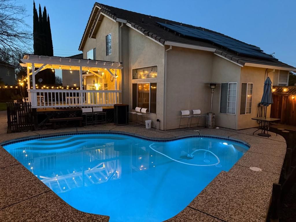 Image 17 of property listing at 1380 Parkside Drive, Tracy, CA 95376