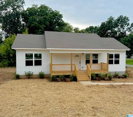 1294 VIVIAN STREET, Leeds, AL 35094