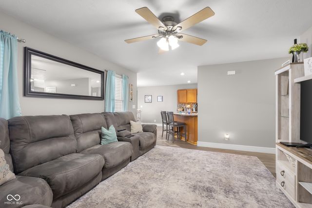 7156 N County Road 1000 E, Seymour, IN 47274