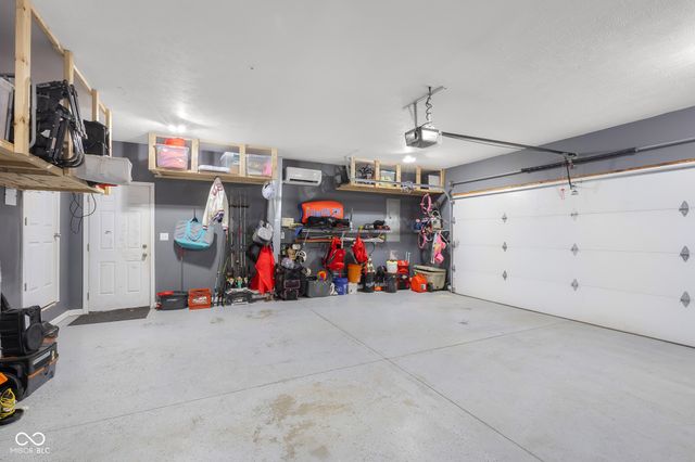 7156 N County Road 1000 E, Seymour, IN 47274