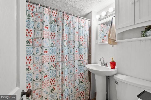 14545 BARKDOLL RD, Hagerstown, MD 21742