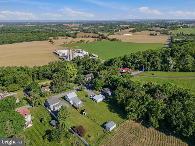 14545 BARKDOLL RD, Hagerstown, MD 21742