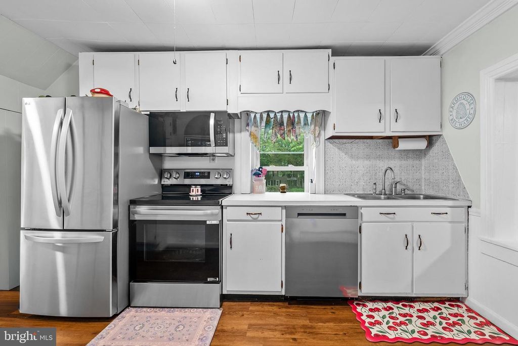 Image 12 of property listing at 14545 BARKDOLL RD, Hagerstown, MD 21742