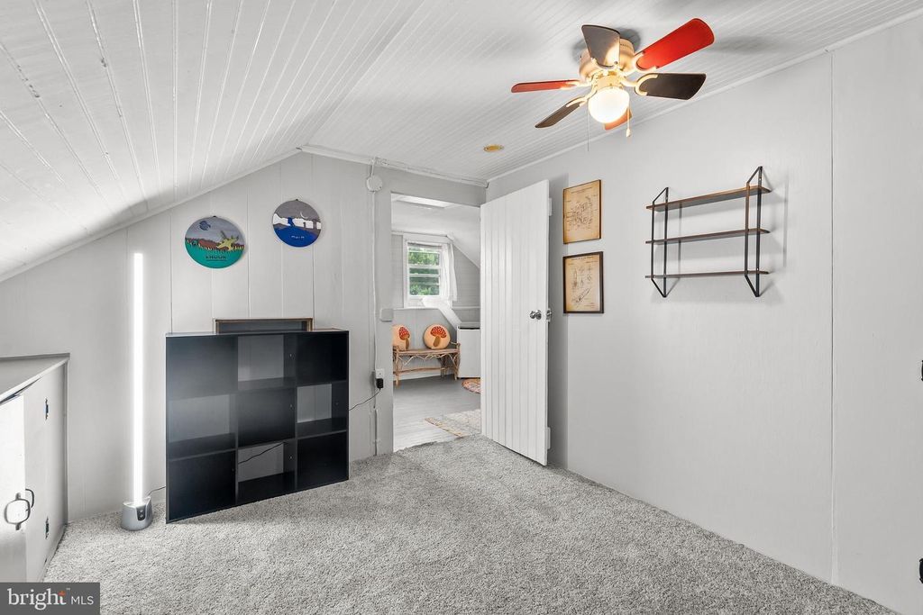 Image 26 of property listing at 14545 BARKDOLL RD, Hagerstown, MD 21742