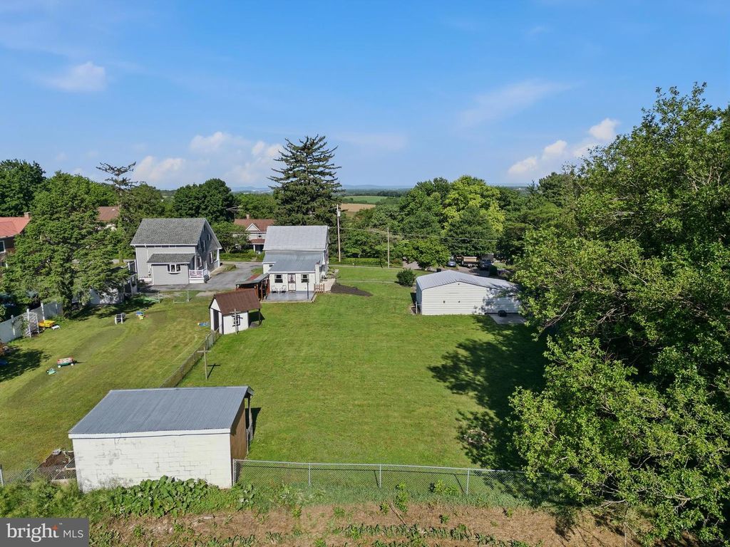 Image 31 of property listing at 14545 BARKDOLL RD, Hagerstown, MD 21742
