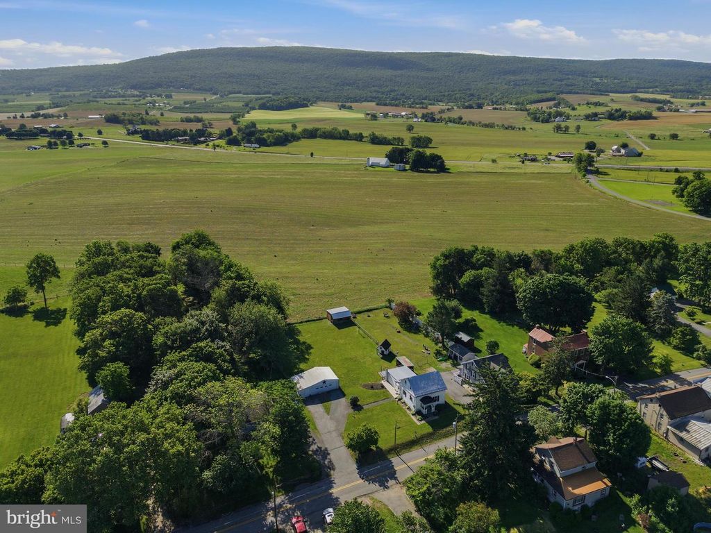 Image 47 of property listing at 14545 BARKDOLL RD, Hagerstown, MD 21742