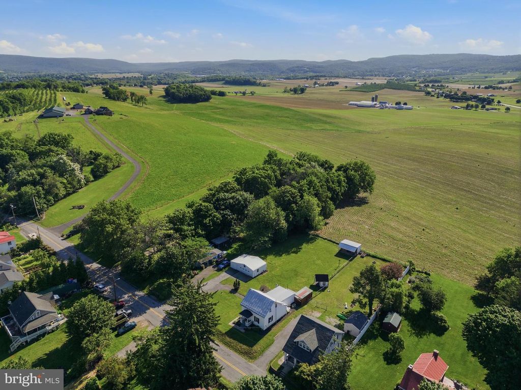 Image 49 of property listing at 14545 BARKDOLL RD, Hagerstown, MD 21742