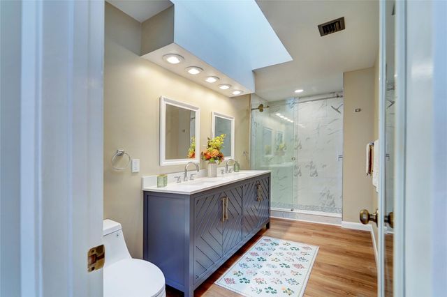 7004 Golf Pointe Circle, Tamarac, FL 33321