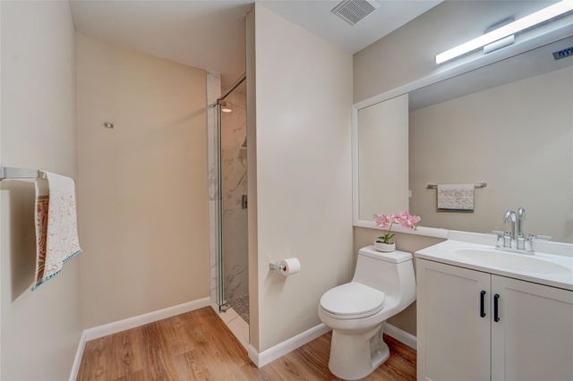 7004 Golf Pointe Circle, Tamarac, FL 33321