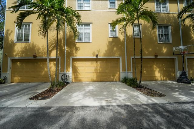 104 JESUP Lane 104, Jupiter, FL 33458