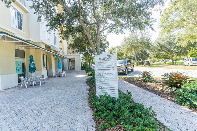 104 JESUP Lane 104, Jupiter, FL 33458