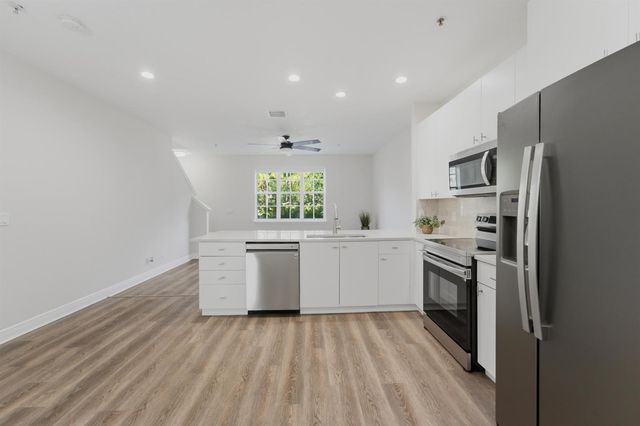 104 JESUP Lane 104, Jupiter, FL 33458