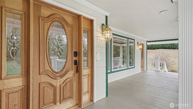 18530 SE 145th Street, Renton, WA 98059