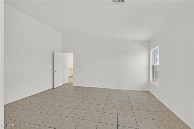 4935 Stormy Ridge Street, North Las Vegas, NV 89081