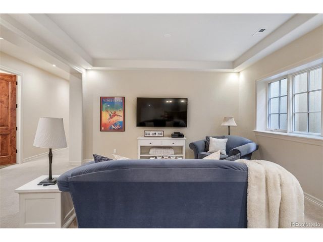 2385 S Clayton St, Denver, CO 80210