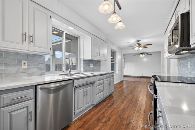 6736 Dorsett Drive, Bartlesville, OK 74006