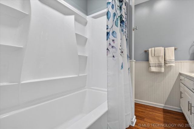 6736 Dorsett Drive, Bartlesville, OK 74006