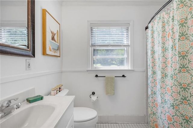 2544 W Laurel Ridge Drive, Decatur, GA 30033