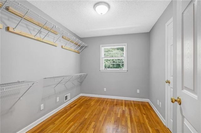 2544 W Laurel Ridge Drive, Decatur, GA 30033