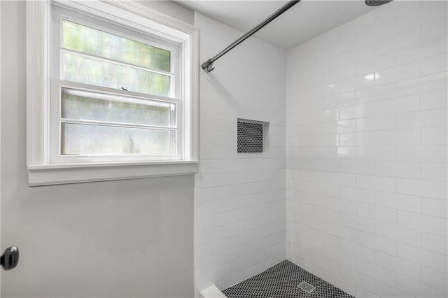2544 W Laurel Ridge Drive, Decatur, GA 30033