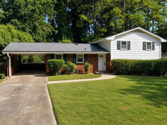 2544 W Laurel Ridge Drive, Decatur, GA 30033