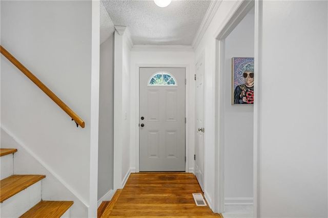 2544 W Laurel Ridge Drive, Decatur, GA 30033