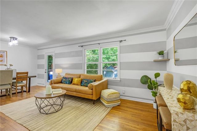 2544 W Laurel Ridge Drive, Decatur, GA 30033