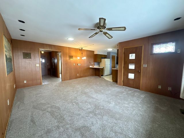 2408 16th Avenue, Sterling, IL 61081