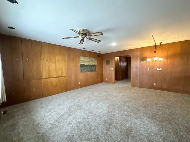 2408 16th Avenue, Sterling, IL 61081