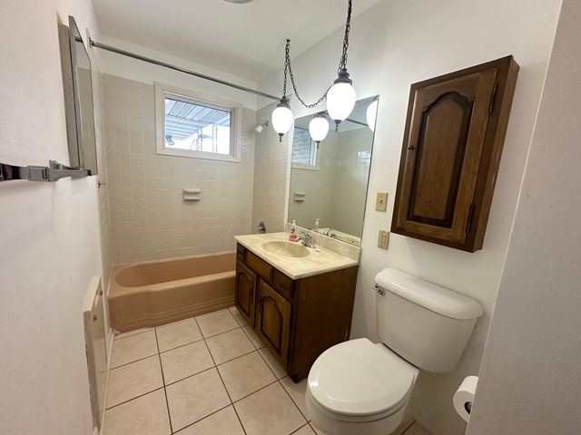 2408 16th Avenue, Sterling, IL 61081