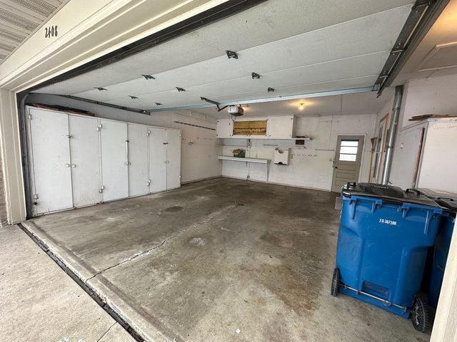 2408 16th Avenue, Sterling, IL 61081