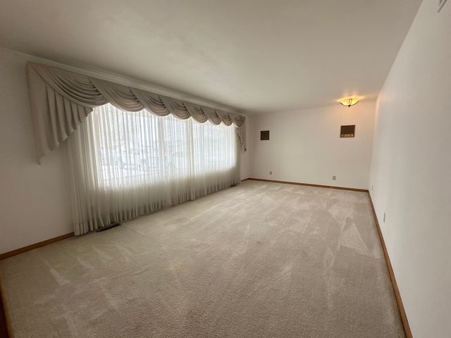 2408 16th Avenue, Sterling, IL 61081