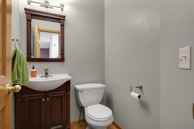 16098 Kennard Court, Lakeville, MN 55044