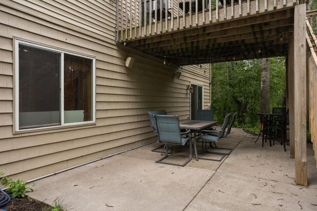 16098 Kennard Court, Lakeville, MN 55044