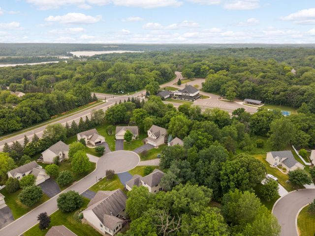 16098 Kennard Court, Lakeville, MN 55044