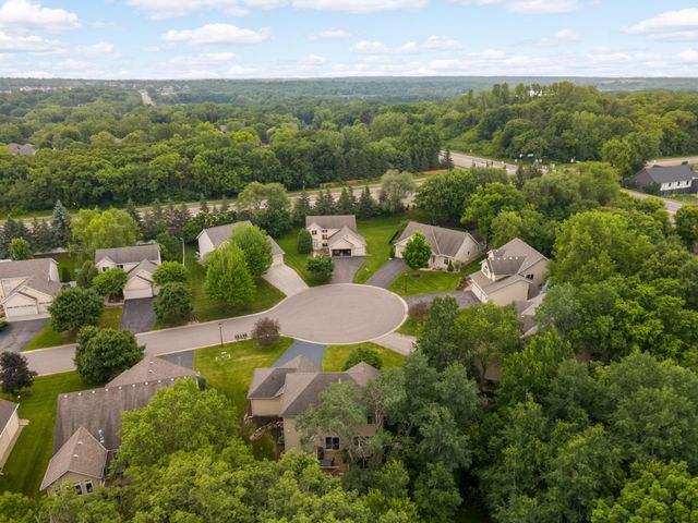 16098 Kennard Court, Lakeville, MN 55044