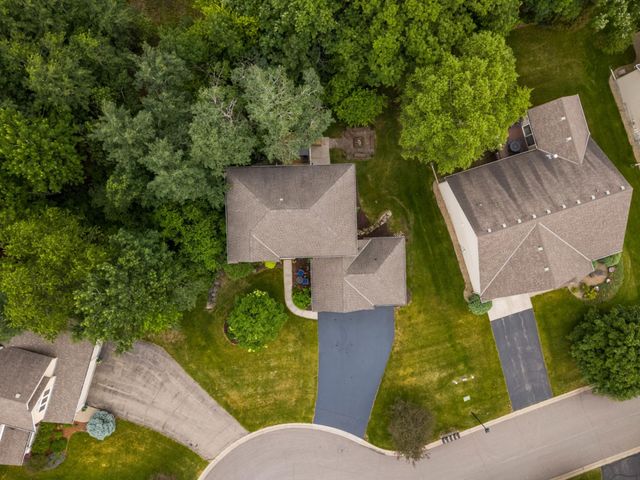 16098 Kennard Court, Lakeville, MN 55044
