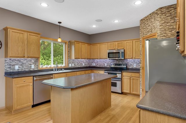16098 Kennard Court, Lakeville, MN 55044