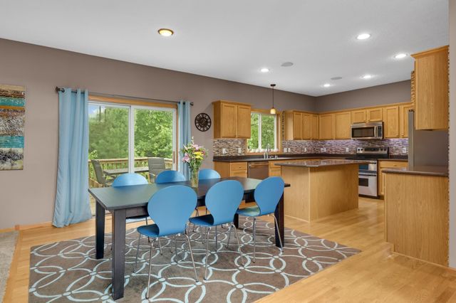 16098 Kennard Court, Lakeville, MN 55044