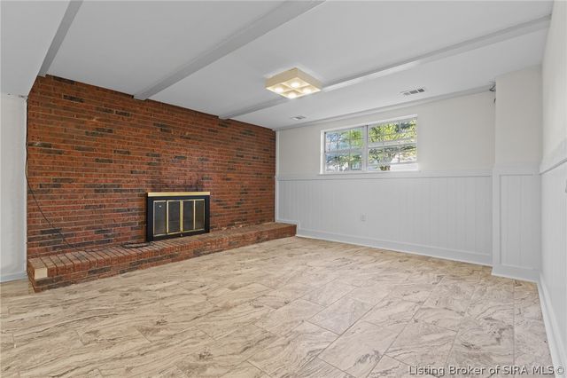 1215 Sportsman Drive, Jeffersonville, IN 47130