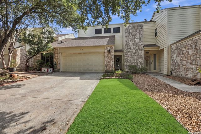 8424 Echo Creek Ln, San Antonio, TX 78240