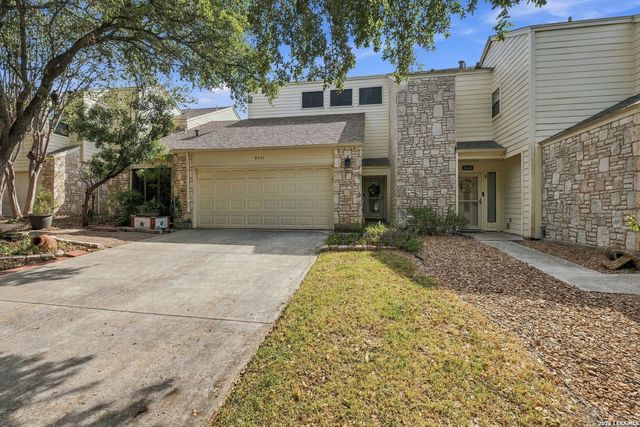 8424 Echo Creek Ln, San Antonio, TX 78240