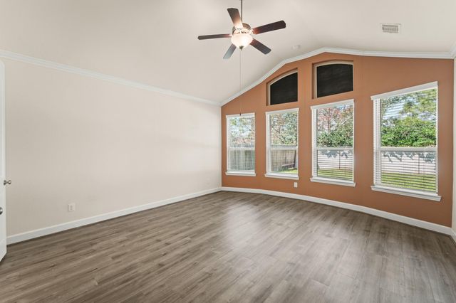 9339 Fairfield Oaks Lane, Houston, TX 77365