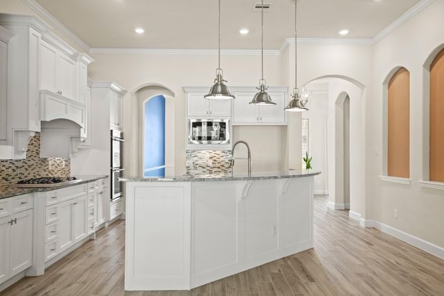 9339 Fairfield Oaks Lane, Houston, TX 77365