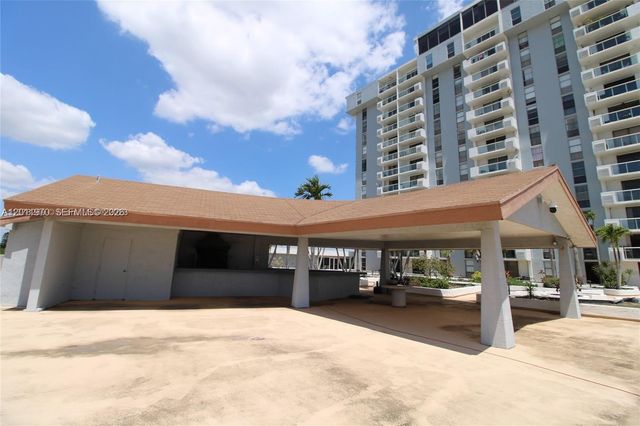 13499 Biscayne Boulevard 404, North Miami, FL 33181