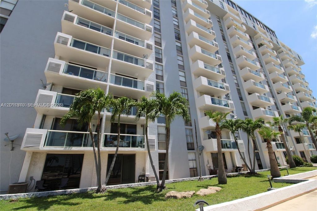 13499 Biscayne Boulevard 404, North Miami, FL 33181