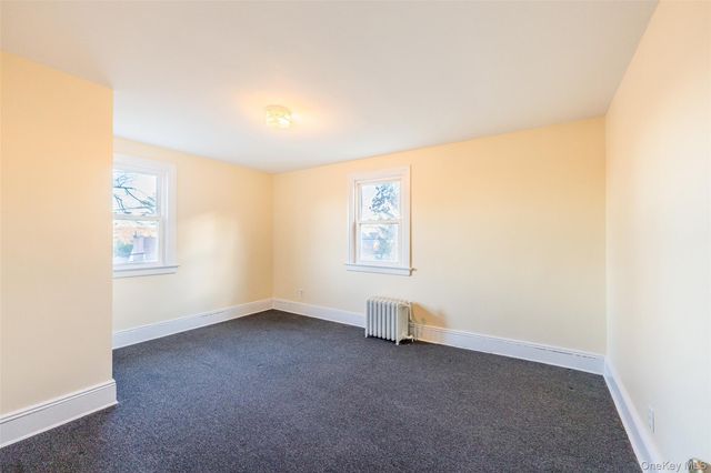 104 Grandview Avenue, Great Neck, NY 11020