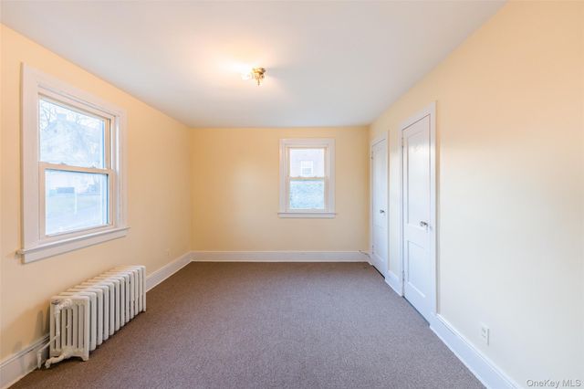 104 Grandview Avenue, Great Neck, NY 11020